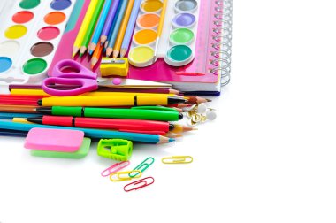 Ofis ve öğrenci aksesuarları. Okul konseptine dönelim.