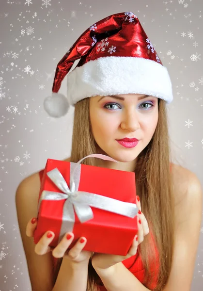 Portrait of beautiful sexy girl with Christmas gift — Stock Photo, Image