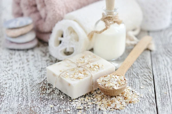 Handmade soap with oatmeal and milk — Stock Photo, Image