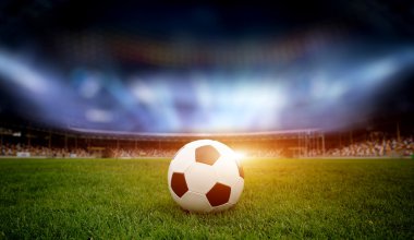 stadyum alanında futbol topu