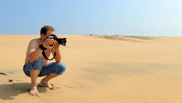 Fényképész a strandon — Stock Fotó