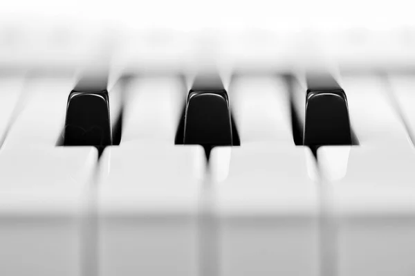 Крупним планом клавіші для піаніно — стокове фото