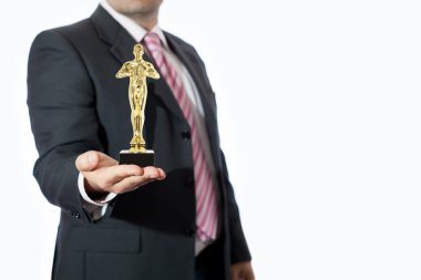 Adam içinde yazıhane ile oscar