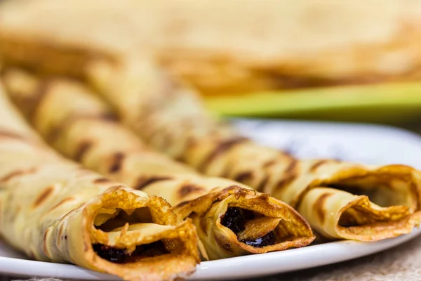 Fresh pancakes on plate — Stock Photo, Image