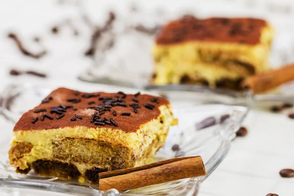 Tiramisu Cake with coffee beans and cinnamon — Stock Photo, Image