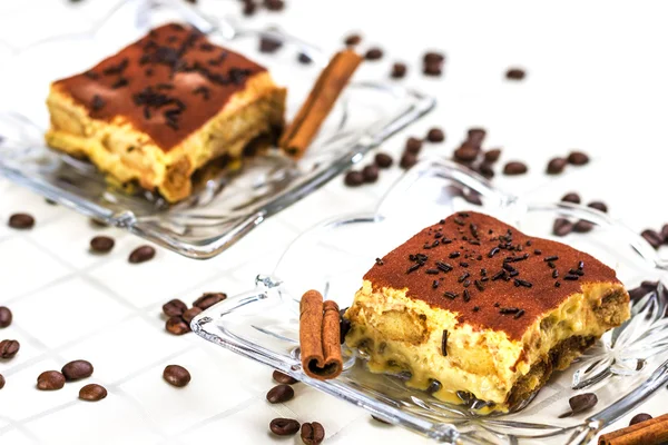 Tiramisu Cake with coffee beans and cinnamon — Stock Photo, Image