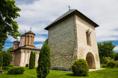 Dracul Manastırı, Romanya