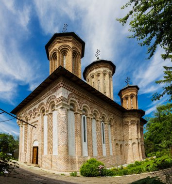 Dracul Manastırı, Romanya