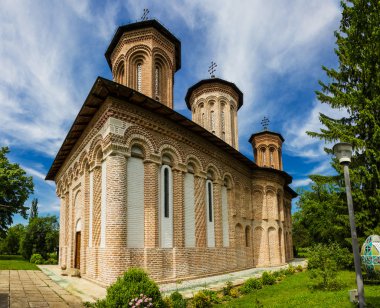 Dracul Manastırı, Romanya