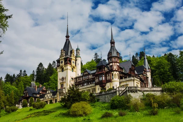 Peles hrad - Sinaia, Rumunsko, Sedmihradsko — Stock fotografie