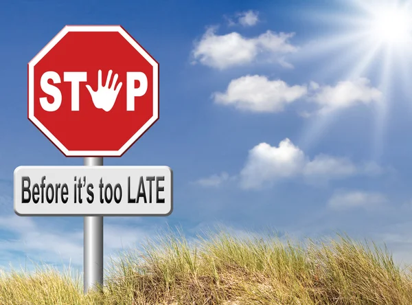 Pare antes que seja tarde demais. — Fotografia de Stock