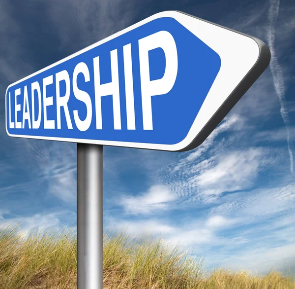 Leadership road sign — Stock Photo, Image