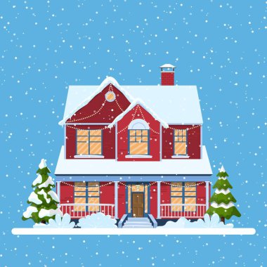 Yeni yıl arifesi için dekore edilmiş bina