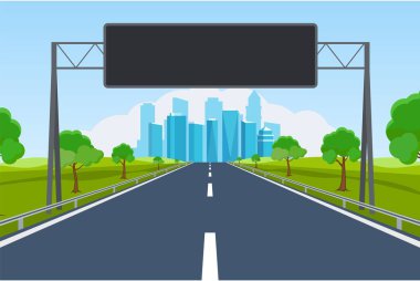 Şehir silueti olan boş yol