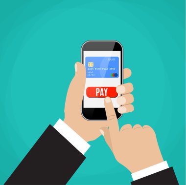 Siyah smartphone ile banka kartı tutan el