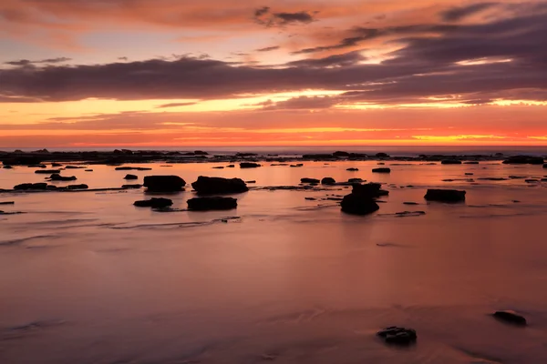 Fire and Water at Bateau Bay — Stock Photo, Image