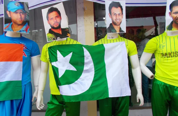 Mannequins gekleed als Pakistan cricket spelers — Stockfoto