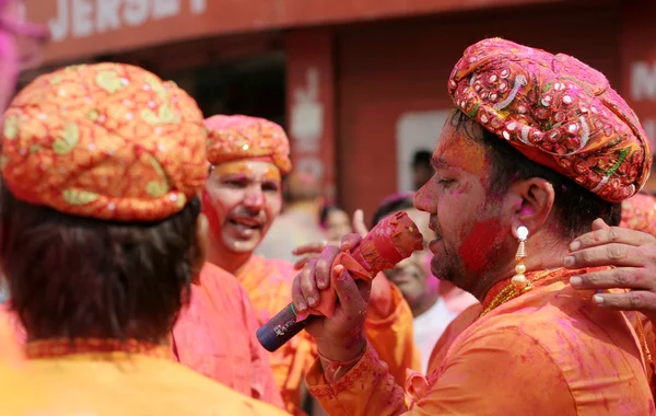 Hindúes indios celebran Festival Holi — Foto de Stock