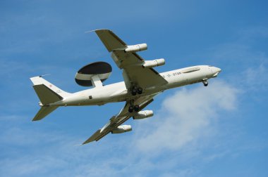 Askeri Hava Kuvvetleri uçan radar Awacs jet uçak