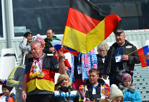 国立 flads とたくさんのメダル ドイツ スポーツ funs — ストック写真
