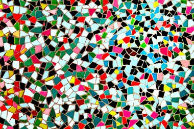 Seramik parçalardan yapılmış renkli mozaik döşeme deseni soyut desenli dekoratif yüzey oluşturuyor