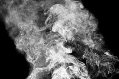 dumanı siyah arkaplanda