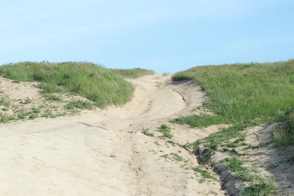 Camino en un campo — Foto de Stock