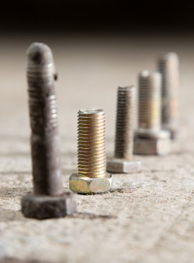 otomobil parçaları