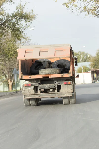 Truck on the asphalt road — Stock Photo, Image