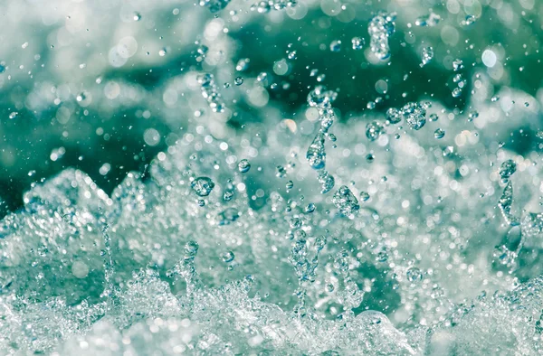 Rough water in the lake as a backdrop — Stock Photo, Image