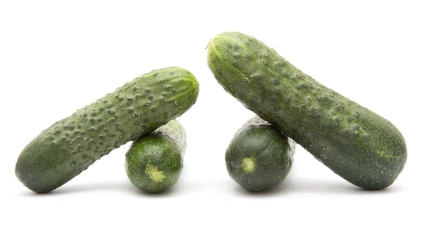 Verduras frescas y sabrosas sobre fondo blanco —  Fotos de Stock