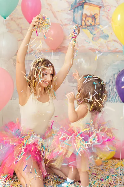 Mother and daughter — Stock Photo, Image