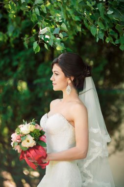 Doğada güzel bir gelin