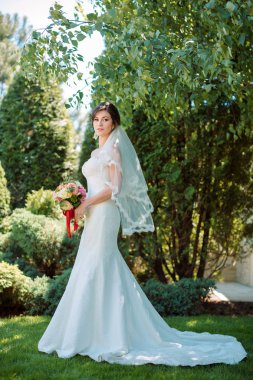 Doğada güzel bir gelin