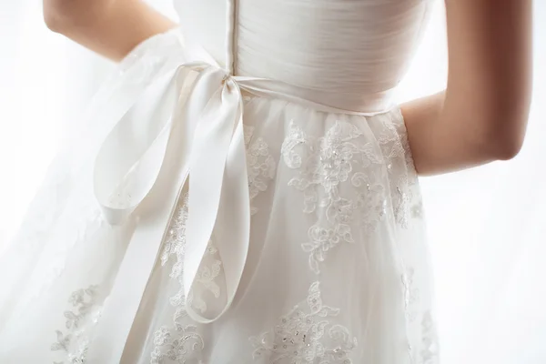 Detalles de hermoso vestido de novia — Foto de Stock