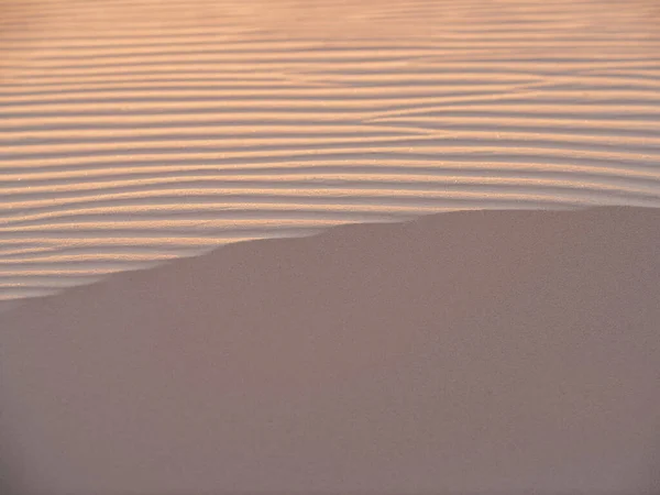 Ondas de textura de areia, Dunas do Deserto. — Fotografia de Stock