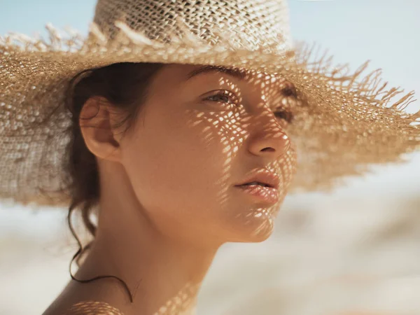 Beach Woman in Sun Hat on Vacation Royalty Free Stock Images