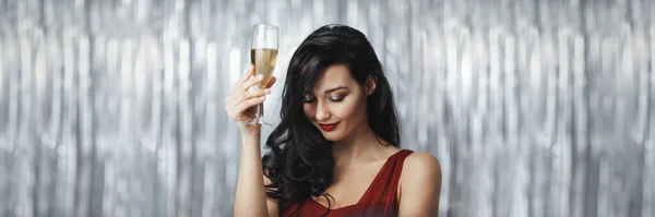 Fashion Woman in White Dress with Glass of Wine — Stock Photo, Image