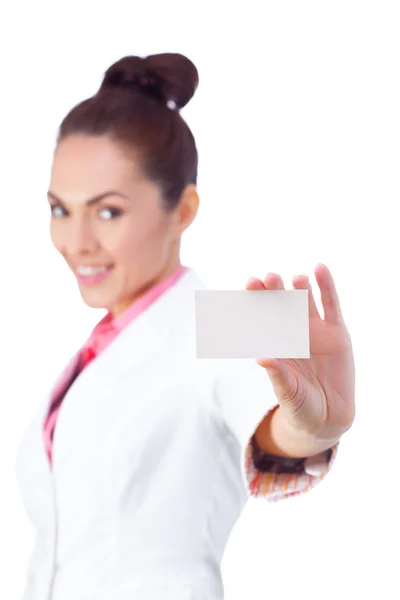 Επαγγελματική κάρτα - αυτοπεποίθηση επιχειρηματίας που κρατάει πινακίδα κενό. Όλα που απομονώνονται σε λευκό φόντο. — Φωτογραφία Αρχείου