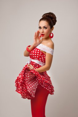 Mutlu kadın poz Studio, duygu şaşırttı. Pin-up retro tarzı.
