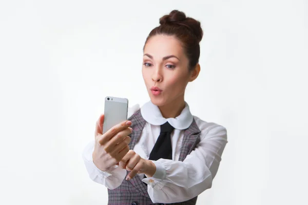 Schönes Mädchen beim Selfie — Stockfoto