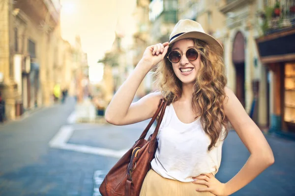 Touristen in der Stadt — Stockfoto