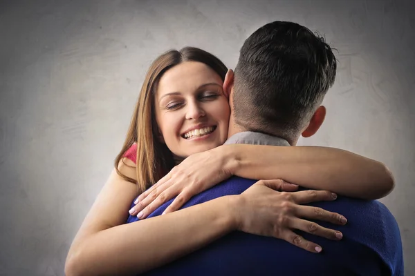 Couple giving a hug — Stock Photo, Image