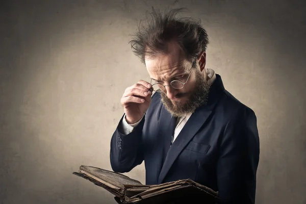 Crazy man reading — Stock Photo, Image