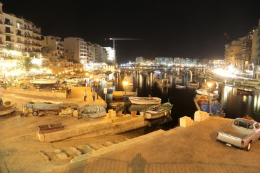 gece güzel görünümü-Malta