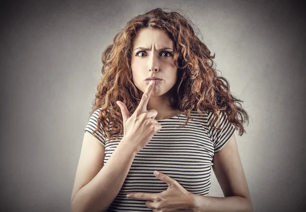 Ağzını kapalı...