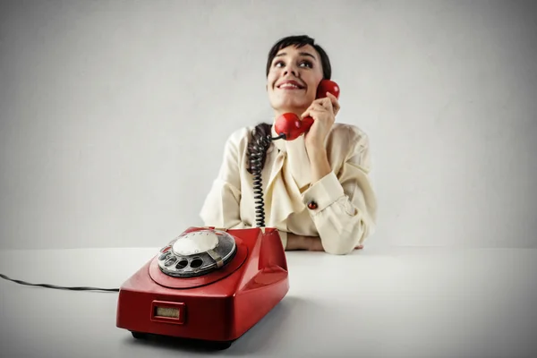 Kırmızı telefon vintaje — Stok fotoğraf