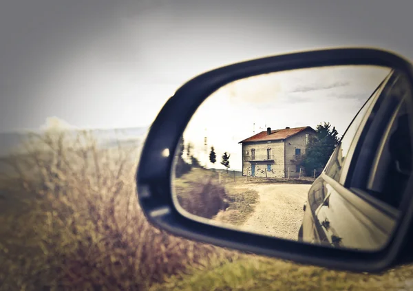 Reflekterade house — Stockfoto