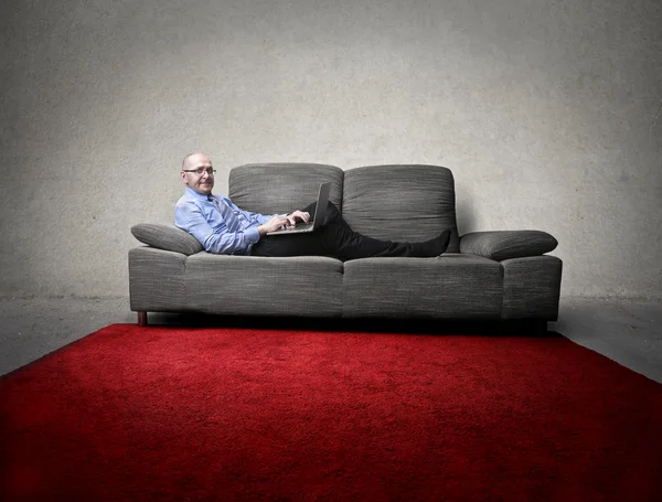 Ontspannen sofa — Stockfoto