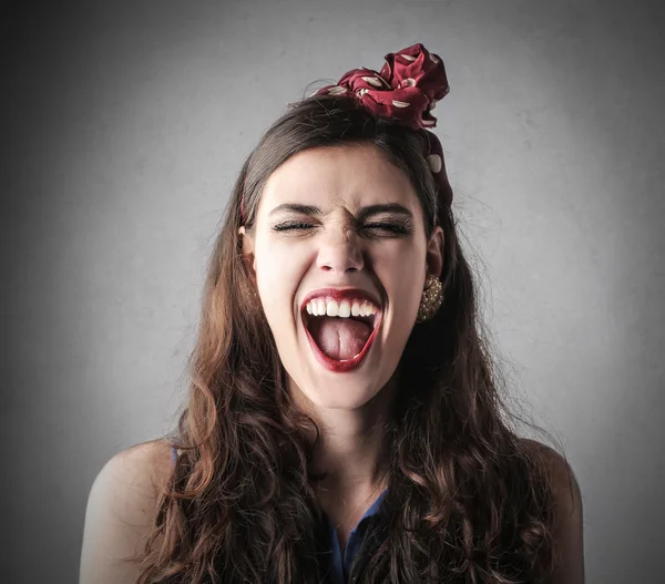 Girl screaming — Stock Photo, Image